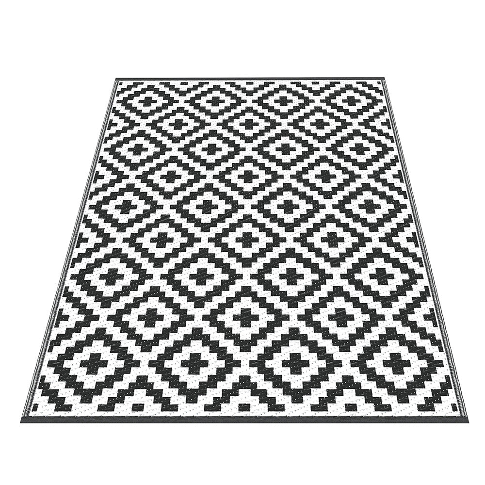 Indigo Modern Rug – Black – 120 × 180 cm