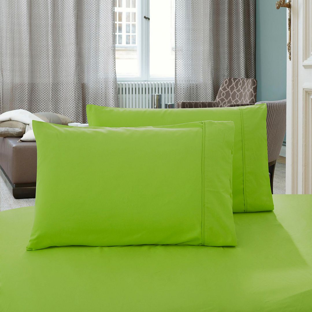 Arlo 1000TC Premium Ultra Soft Pillowcases 2 - Pack - Green – King