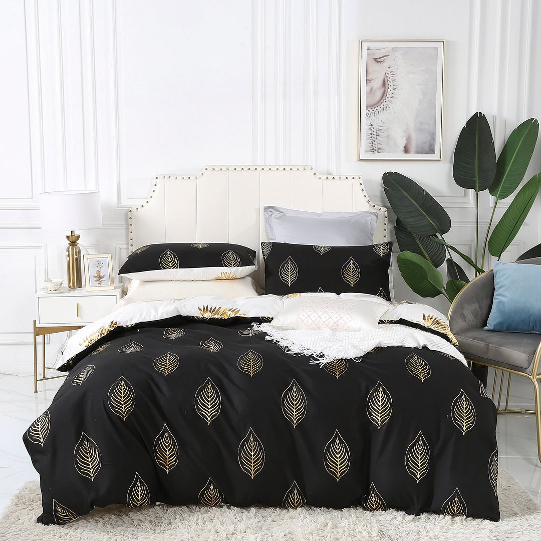 Alderon Reversible Quilt Cover Set – Green – Queen