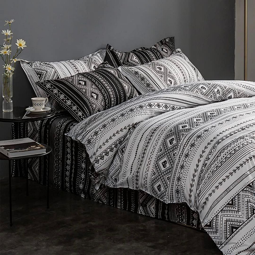 Solenne Reversible Quilt Cover / Duvet Cover Set – Queen