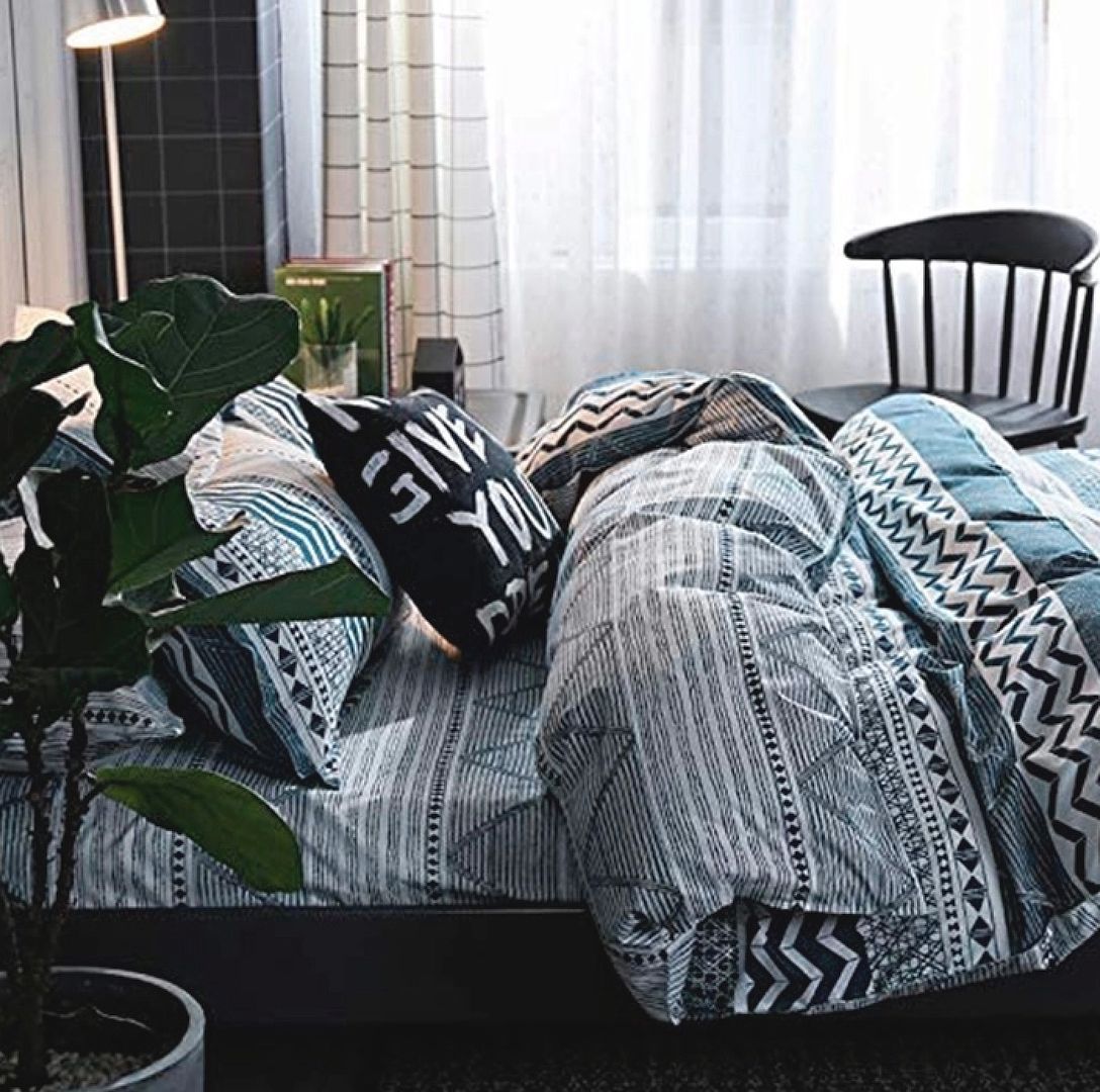 Dennings Printed Quilt Cover Set – Multi – Super King