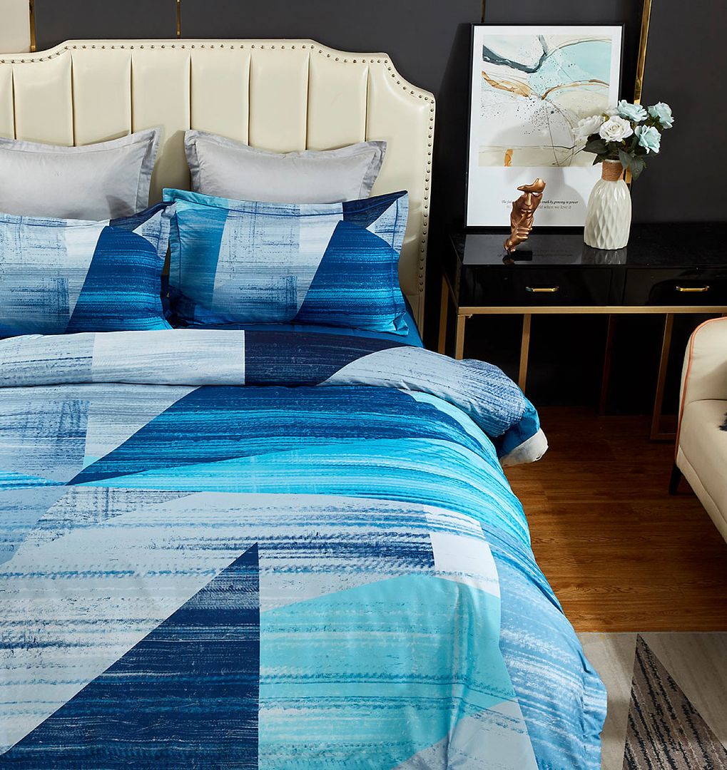 Mondrian Quilt Cover Set – Multi – Queen